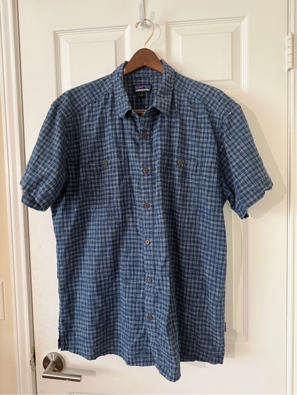 Patagonia Men's Indigo Blue Plaid Short-Sleeve Button-Down Shirt